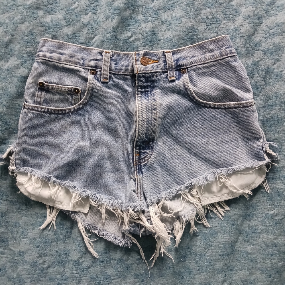 Super cute Arizona shorts